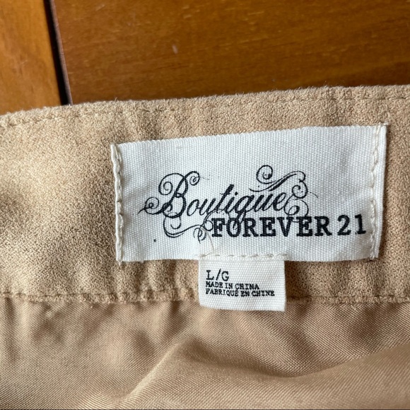 Forever 21 / Tan Mini Skirt - Picture 6 of 6